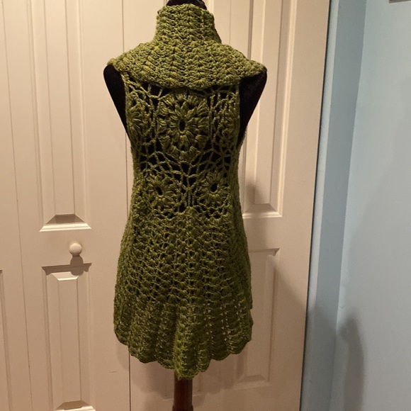 Crochet Sweater vest 100% Alpaca NWOT Olive Green Size Large - Picture 3 of 8